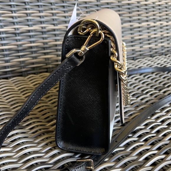 Kate Spade carson convertible crossbody - Picture 9 of 16